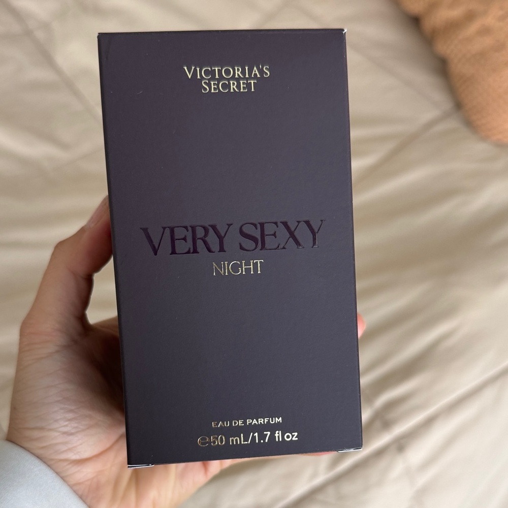 Victoria's Secret Very Sexy Night Eau de Parfum